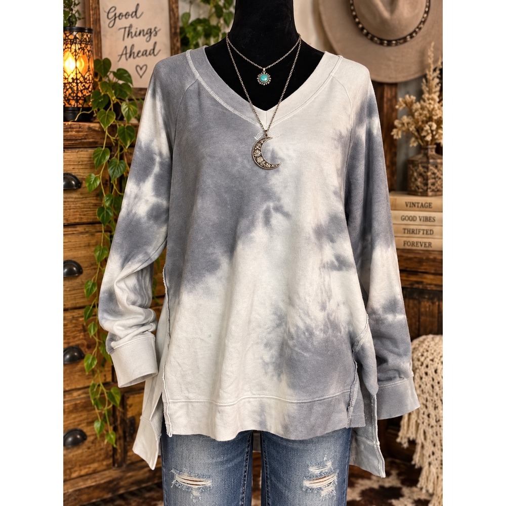 Terra & Sky Sweatshirt 0X (14W) Grey Tie Dye V-Neck Side Split TS35100139332TD